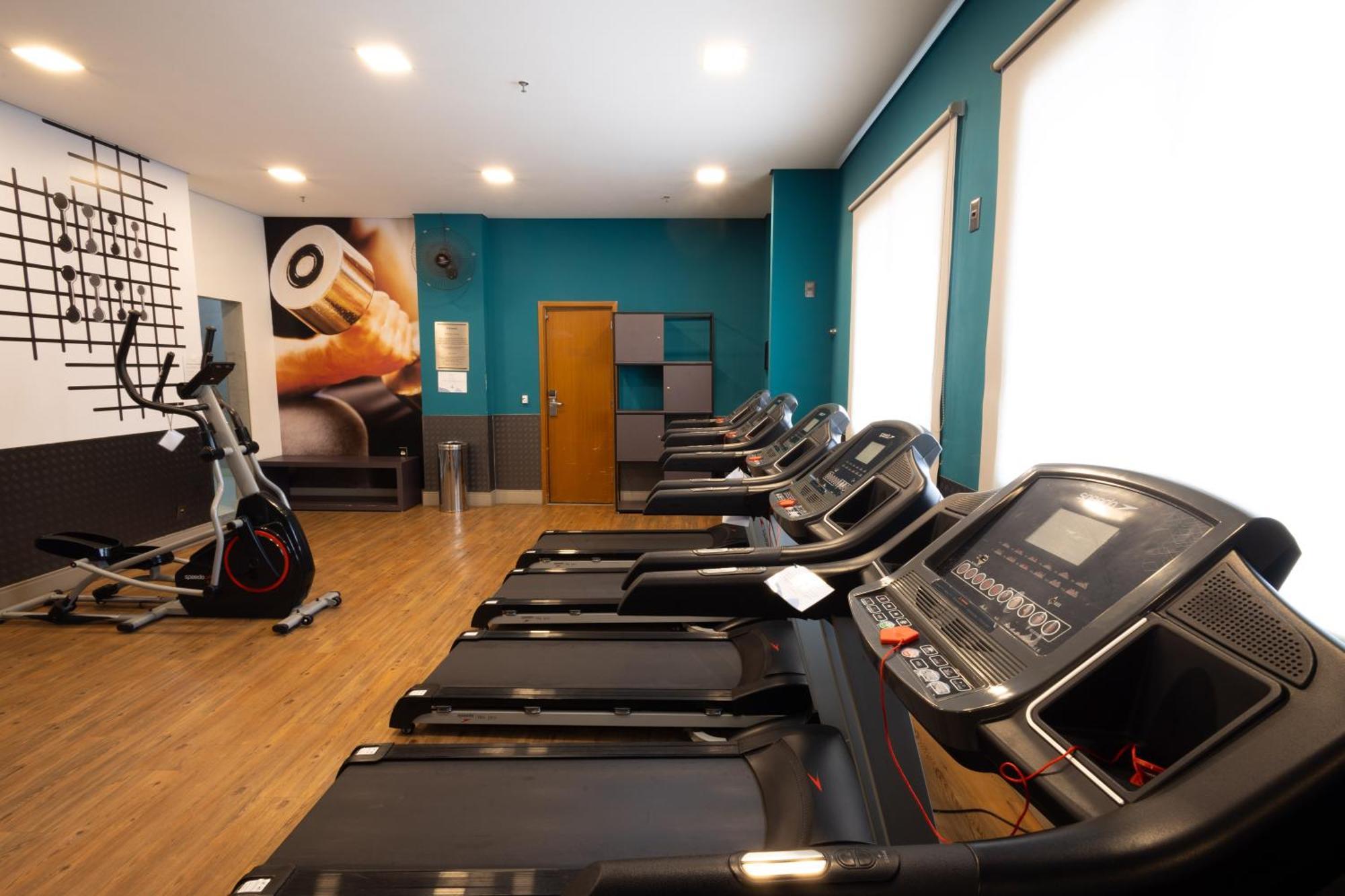 Transamerica Executive เบโลโอรีซอนชี ภายนอก รูปภาพ